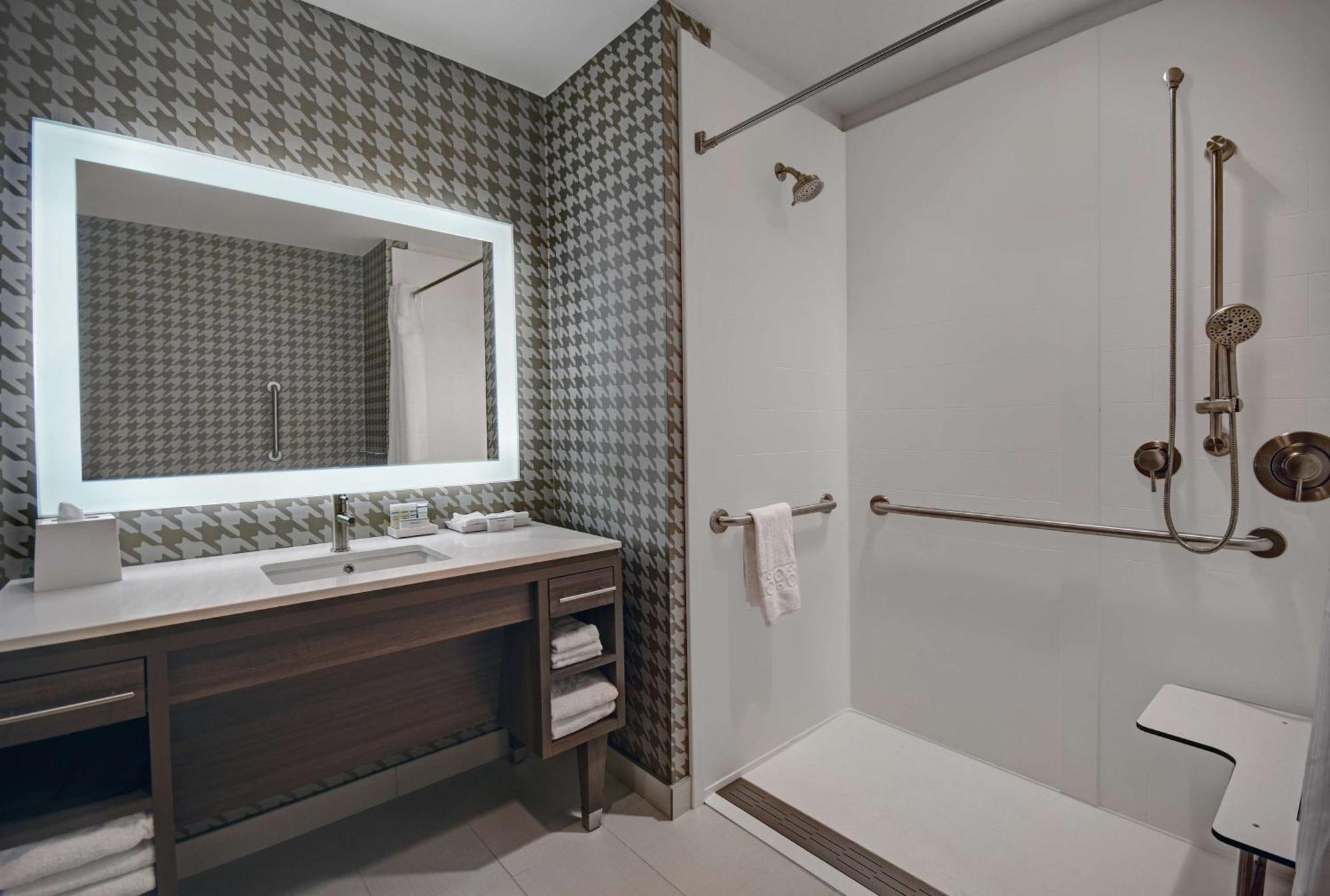 Home2 Suites By Hilton Raleigh North I-540 Экстерьер фото
