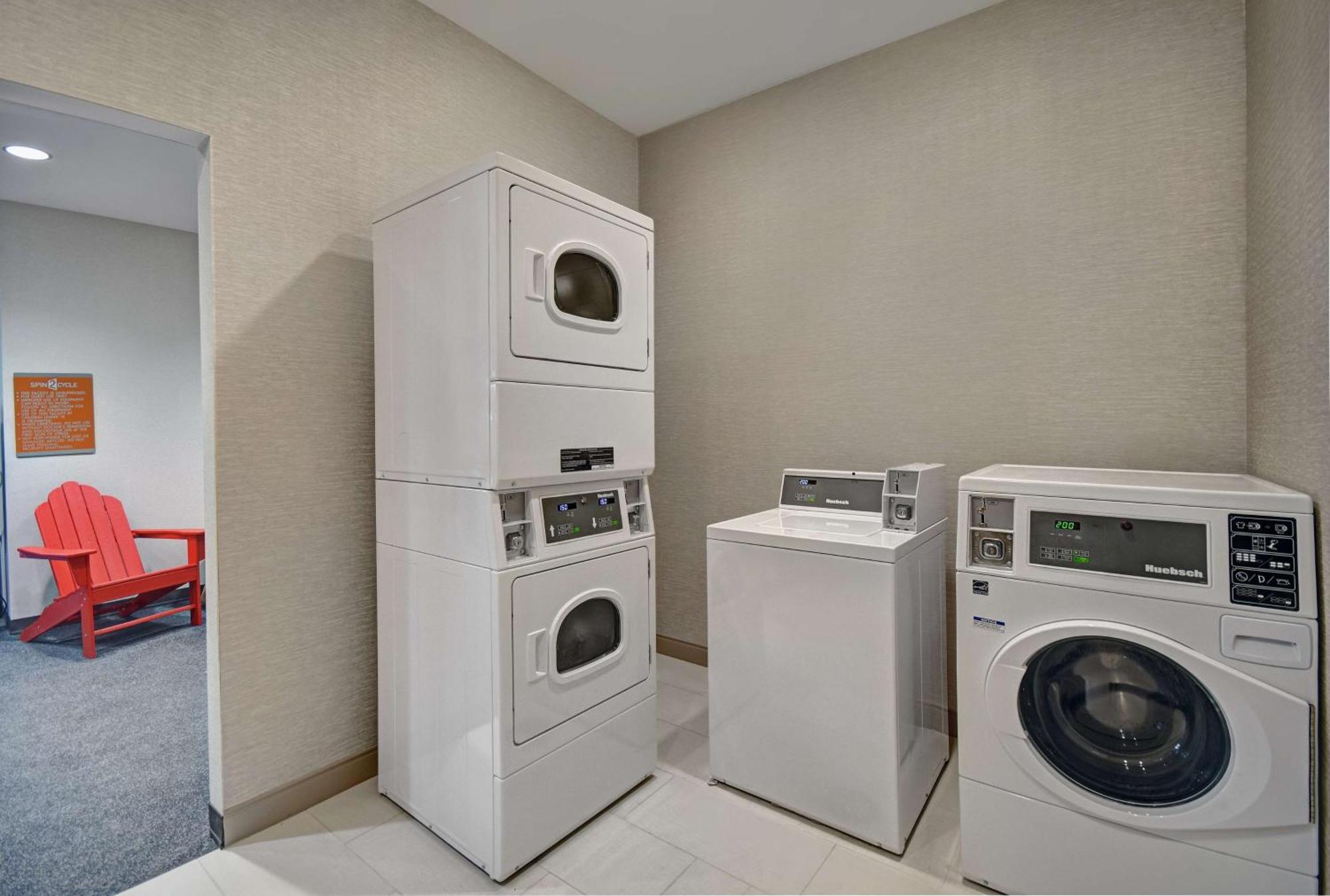 Home2 Suites By Hilton Raleigh North I-540 Экстерьер фото