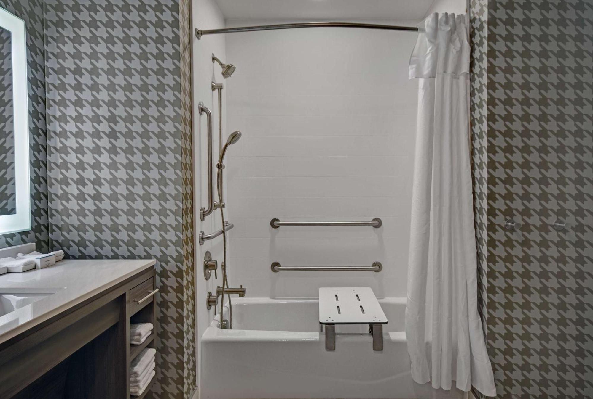 Home2 Suites By Hilton Raleigh North I-540 Экстерьер фото